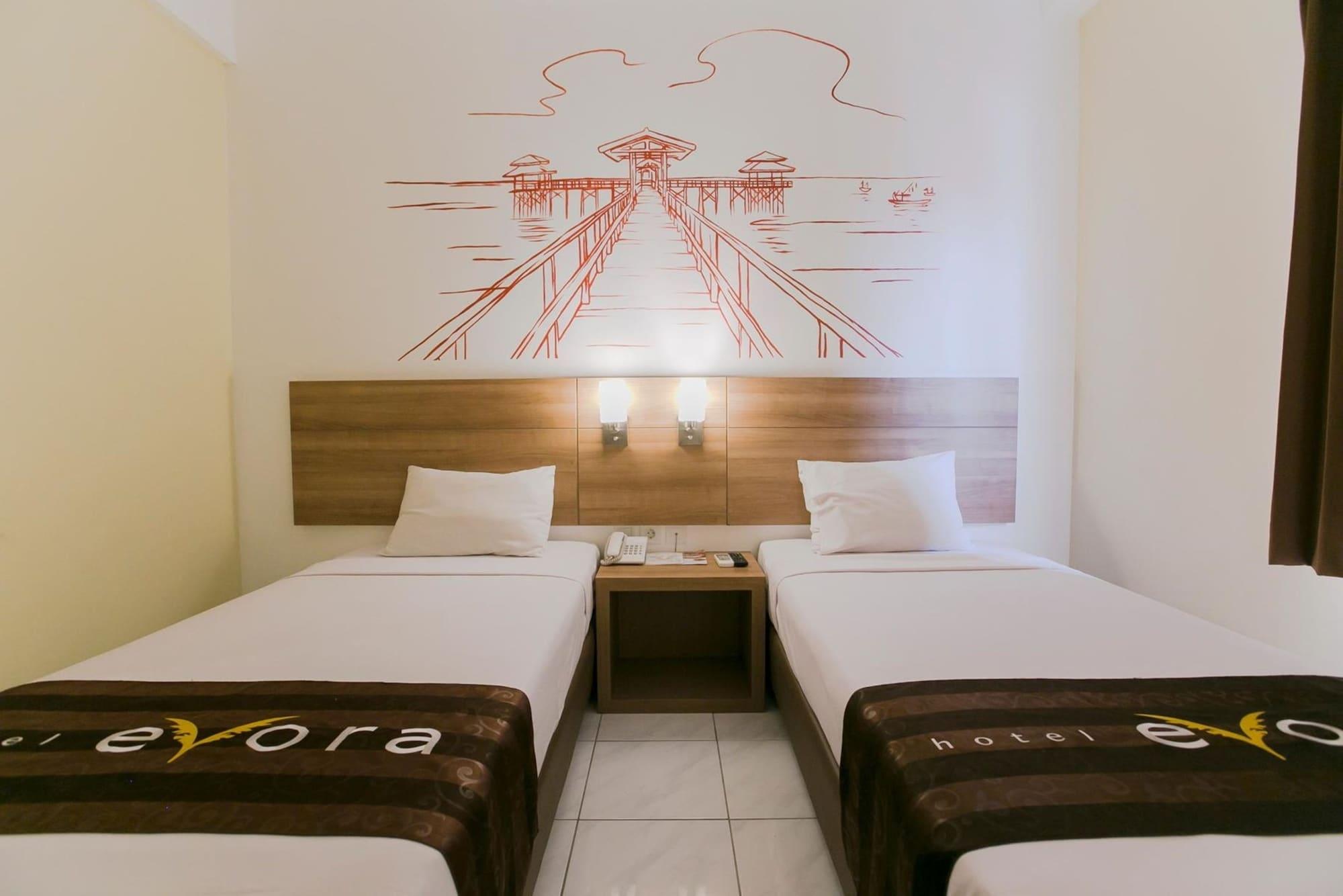 Evora Hotel Surabaya Exterior photo