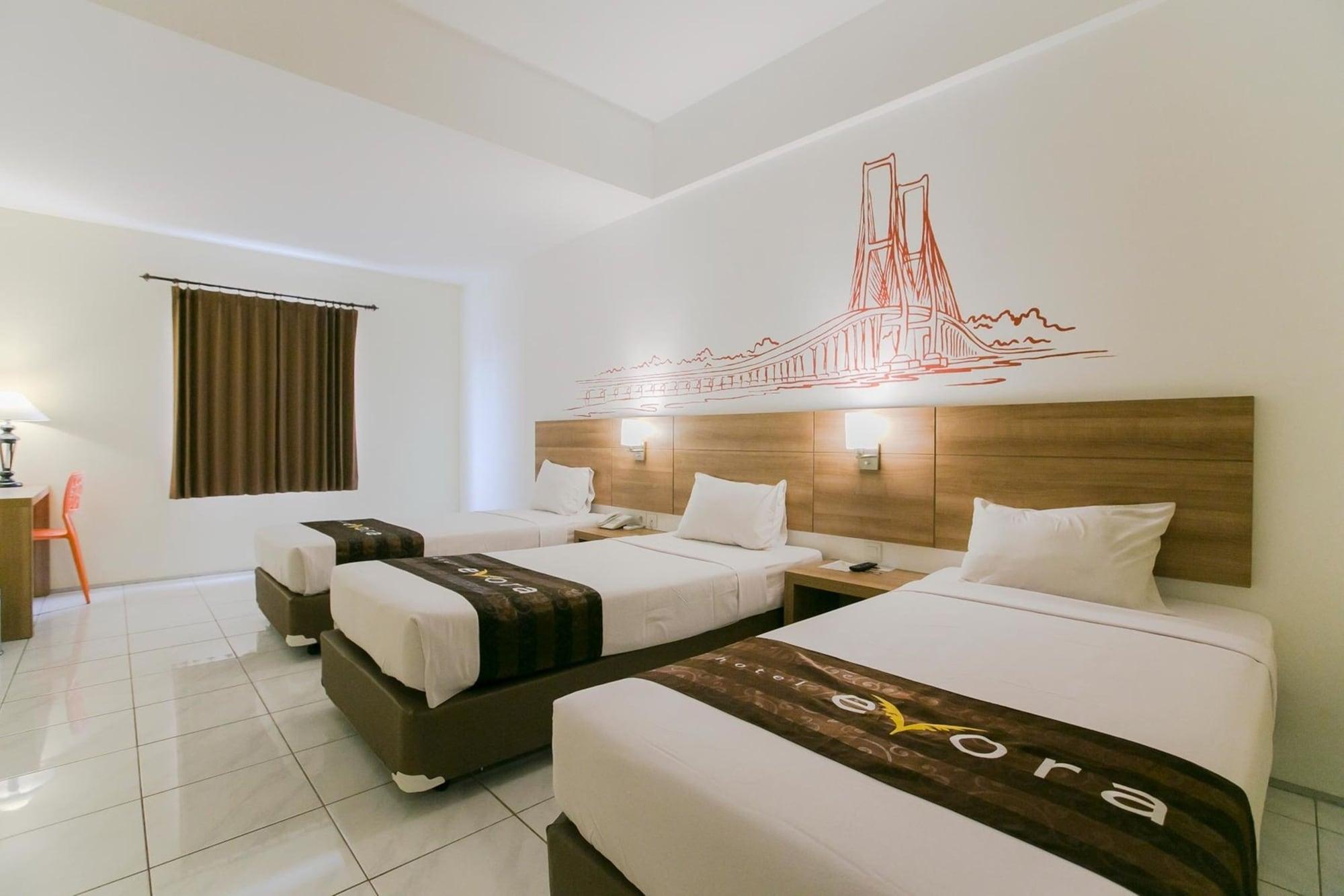 Evora Hotel Surabaya Exterior photo