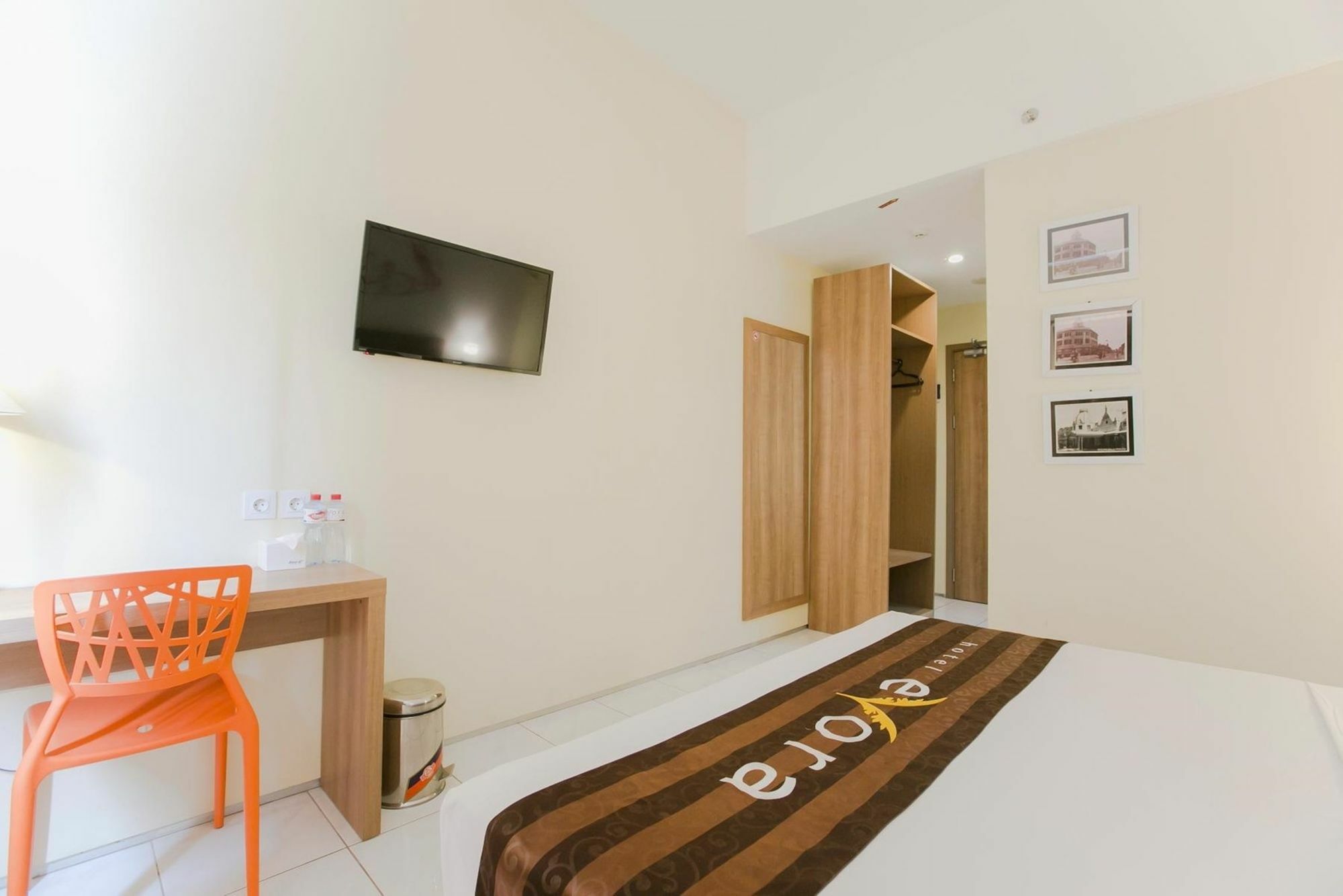 Evora Hotel Surabaya Exterior photo